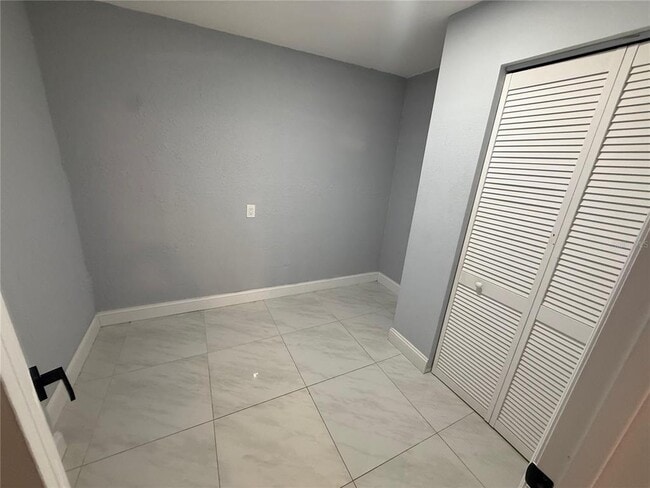 Building Photo - 8204 Dahlia Ave