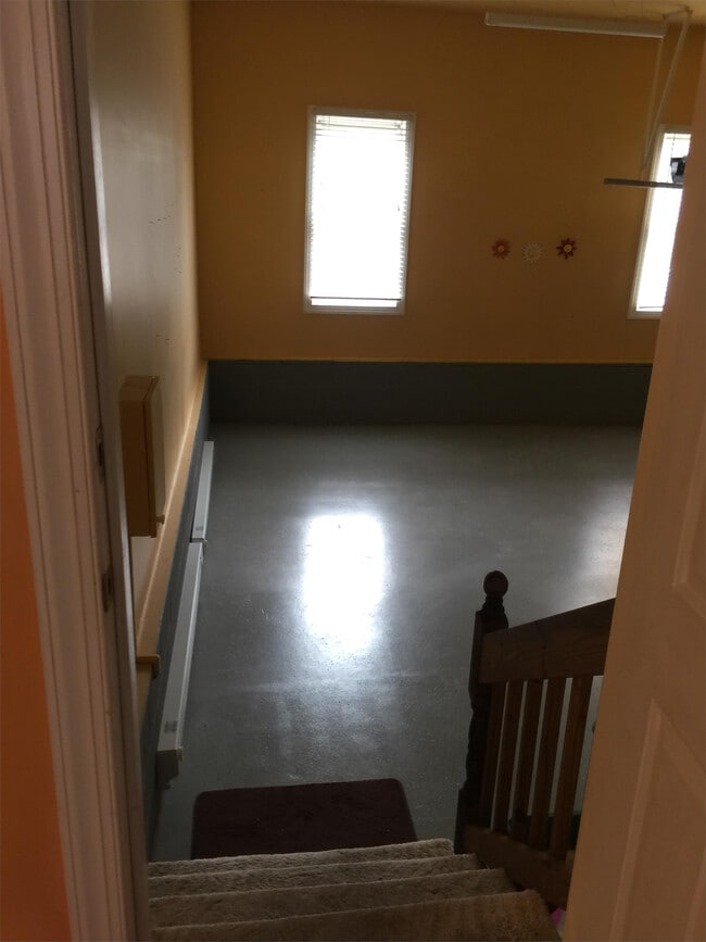 Building Photo - 1834 Rolfe Way