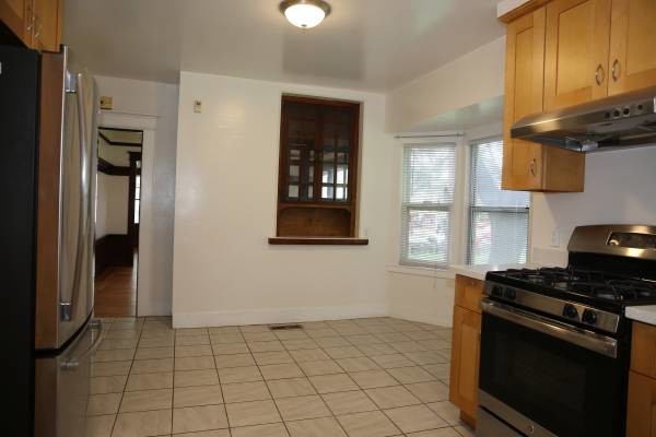 Building Photo - 3114 High St