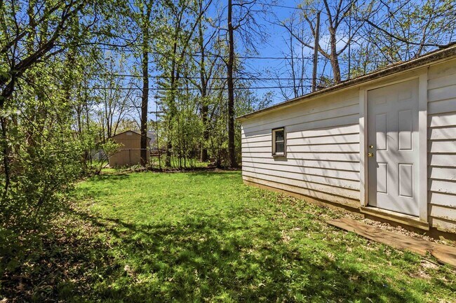 Building Photo - 19714 Shakerwood Rd