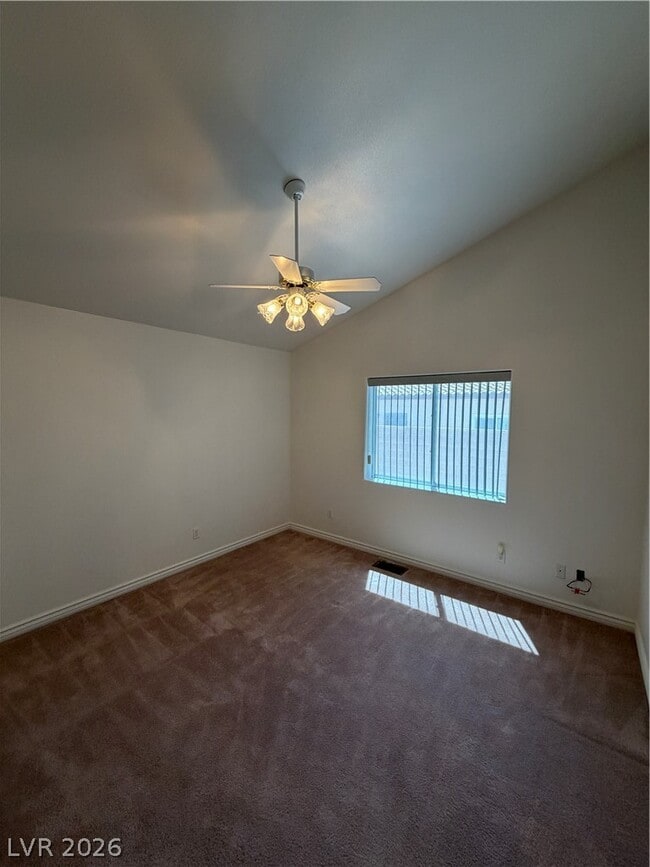 Building Photo - 5776 Badlands Ln