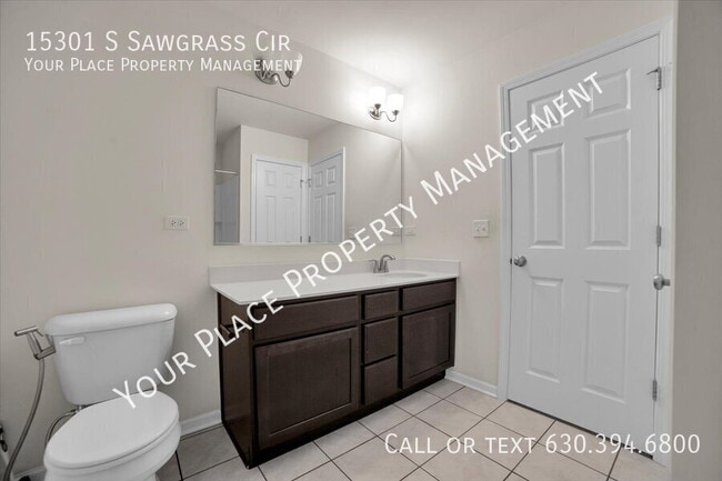 Building Photo - 15301 S Sawgrass Cir