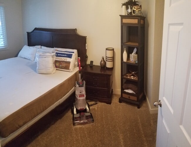 Master Bedroom - 857 S Van Gordon Ct