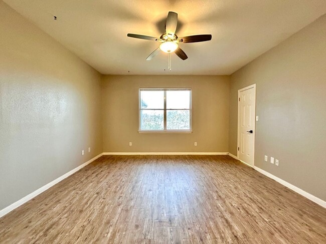 Building Photo - 5716 Westgate Boulevard-A