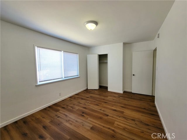 Building Photo - 1316 W Anaheim St