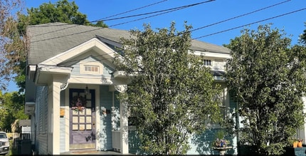 Building Photo - 656 N 8th St