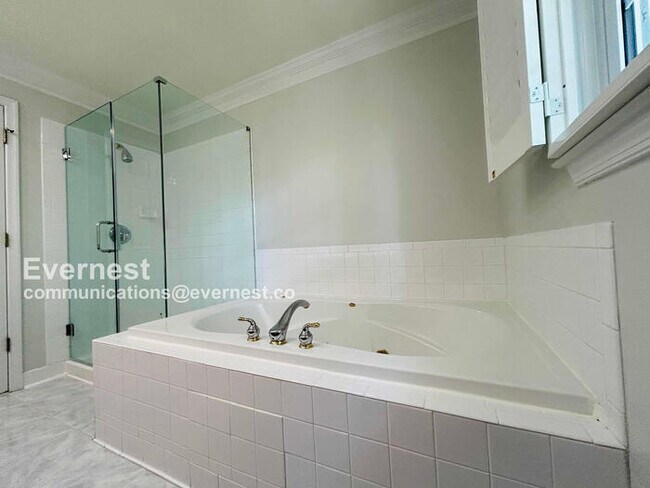Building Photo - 4669 Timber Ridge Dr