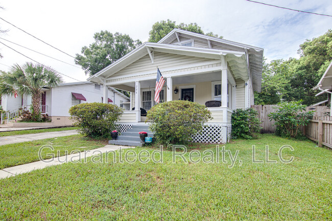 Building Photo - 706 W Patterson St