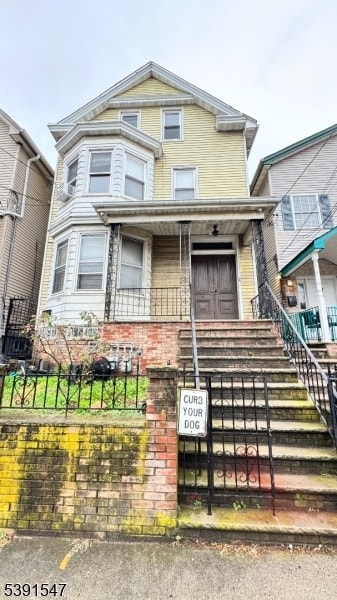 Building Photo - 324 Court St