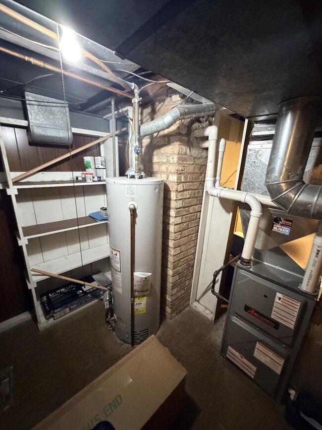 Building Photo - 137 Richard Ave