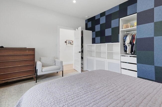 Building Photo - 201 Kahana Ln