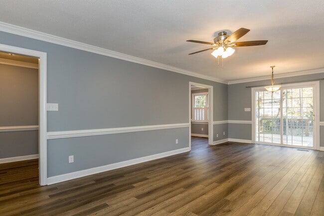 Building Photo - 508 Somerset Dr