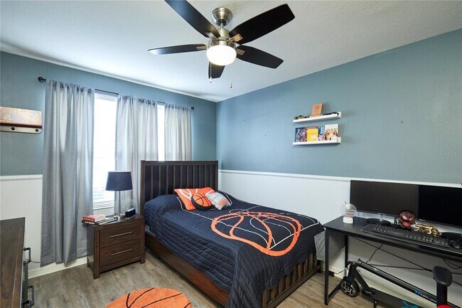 Building Photo - 7024 White Treetop Pl