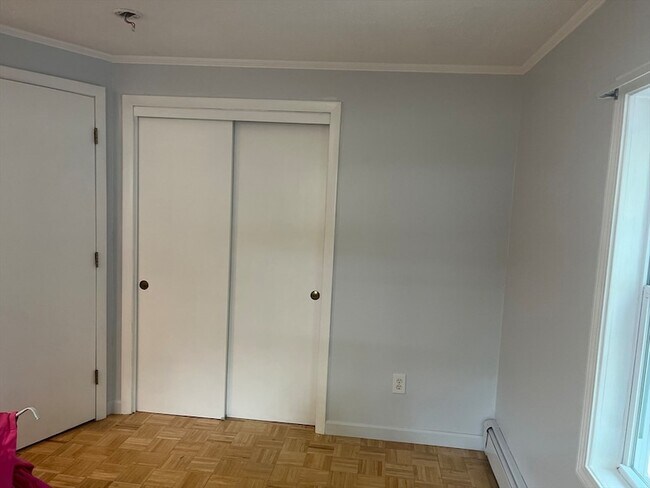 Building Photo - 46 Lowell St