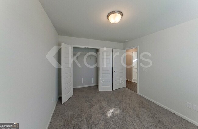 Building Photo - 132 Western Red Cedar Dr
