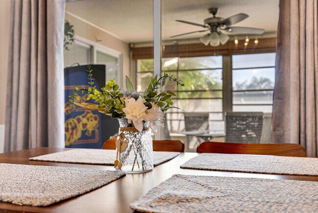 Building Photo - 897 Imperial Dr