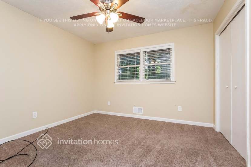 Building Photo - 1398 Yates Ave