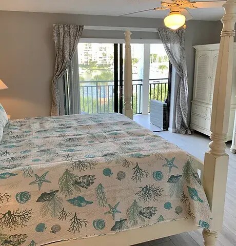Master Bedroom - 9825 Harrell Ave