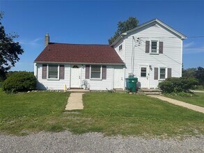 Building Photo - 7401 Sterrettania Rd
