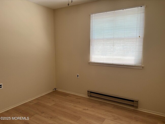 Building Photo - 14D Canton Dr