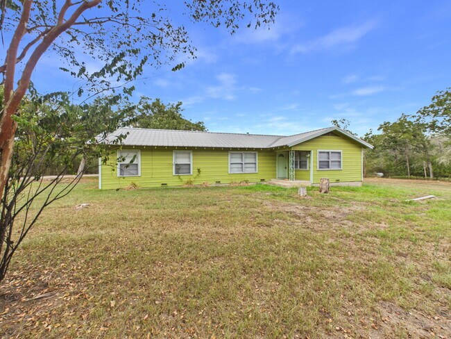 Building Photo - 11064 N Dowling Rd