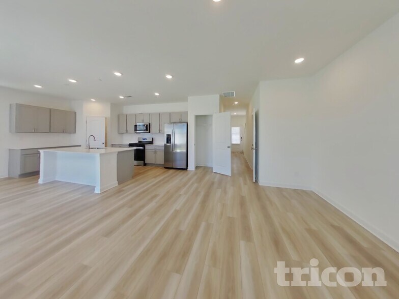 Building Photo - 5308 Carnegie Rd