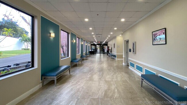 Building Photo - 159 Keswick C