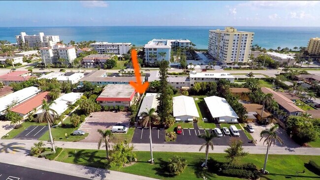 Building Photo - 728 SE 19th Ave