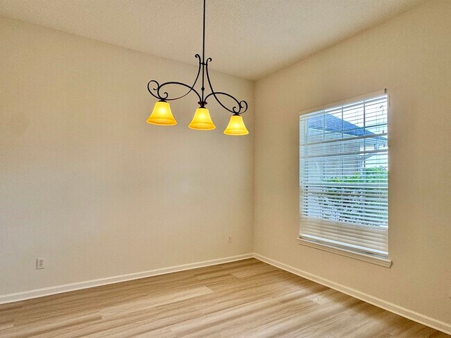 Building Photo - 1012 Arbor Trails Ct