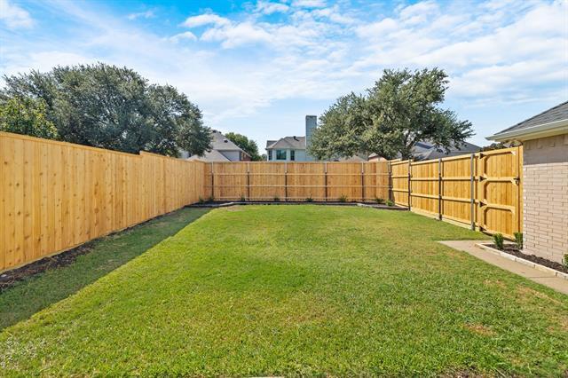 Building Photo - 1109 San Saba Dr