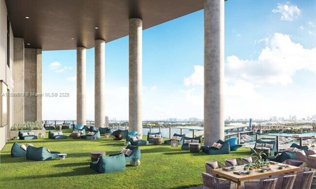 Building Photo - 398 NE 5th St