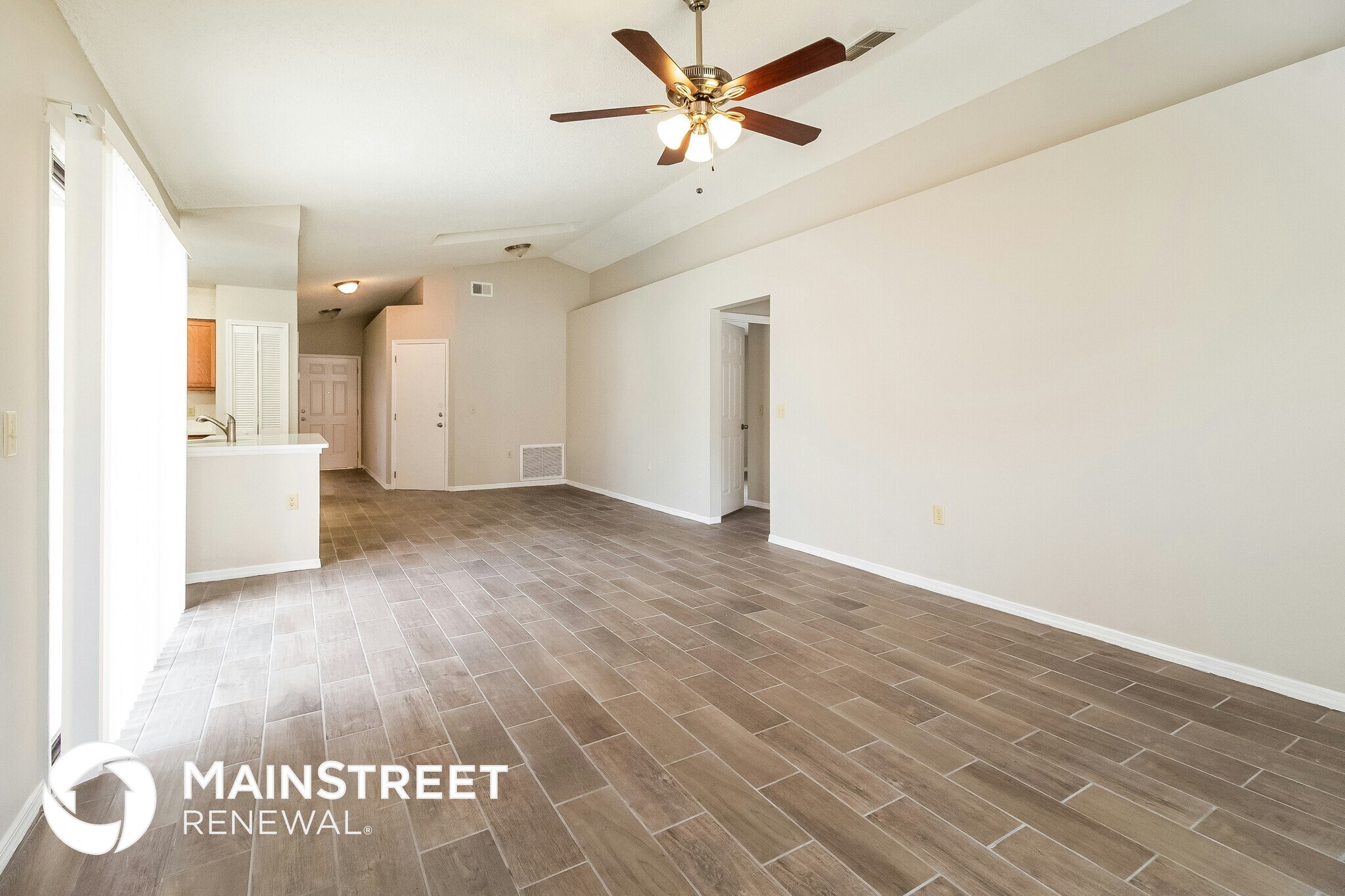 Building Photo - 257 Churchill Ct