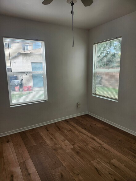 Building Photo - 3237 Orange Ave