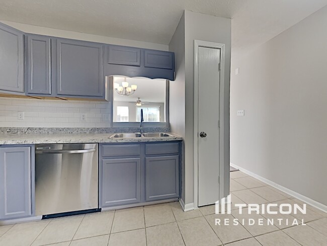 Building Photo - 2744 Lullwater Ln
