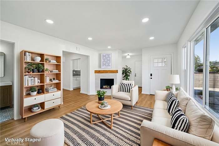 Building Photo - 1221 Cummings Way