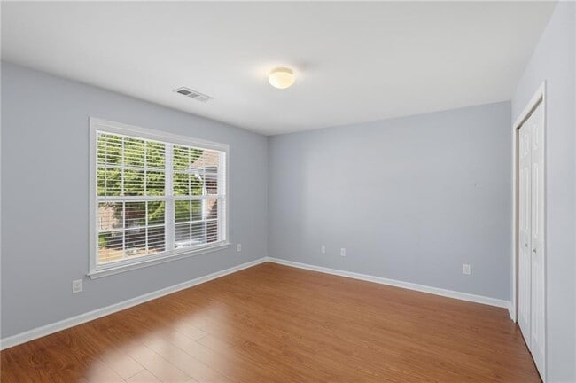 Building Photo - 368 Grayson Way