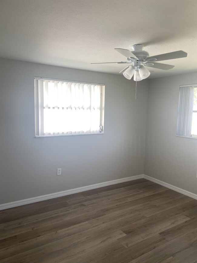 Building Photo - 5308 S Lockwood Ridge Rd