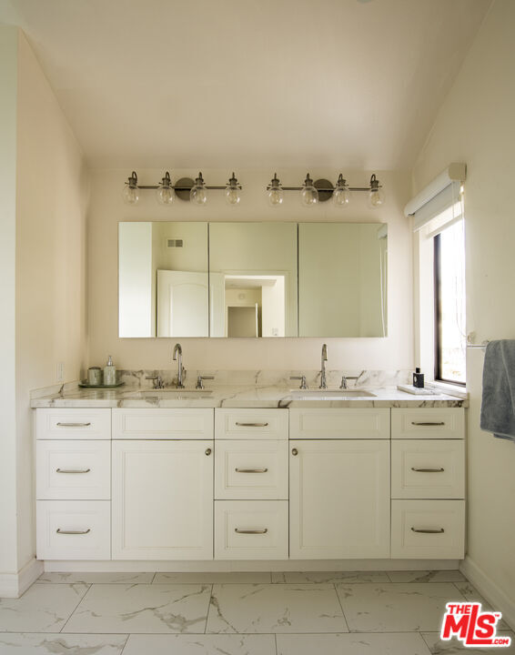 Building Photo - 1248 23rd St