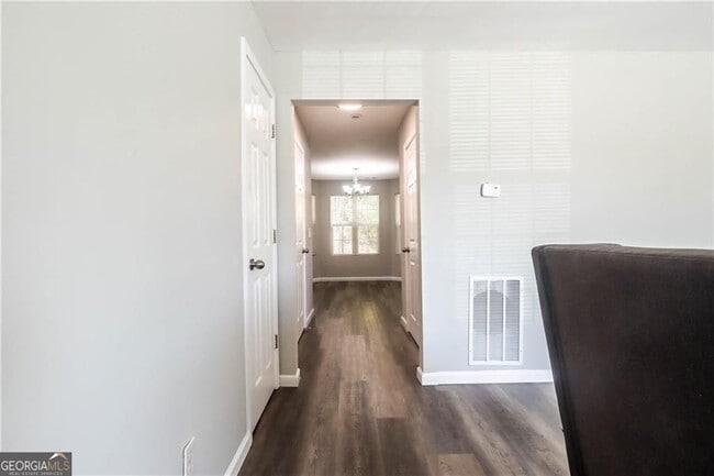 Building Photo - 5823 Strathmoor Manor Cir