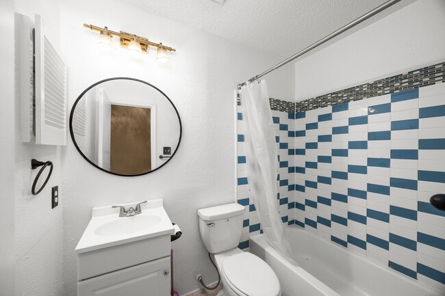 Building Photo - 1014 Three Forks Dr