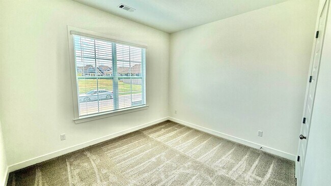Building Photo - 5695 Pleasant Pk Pl