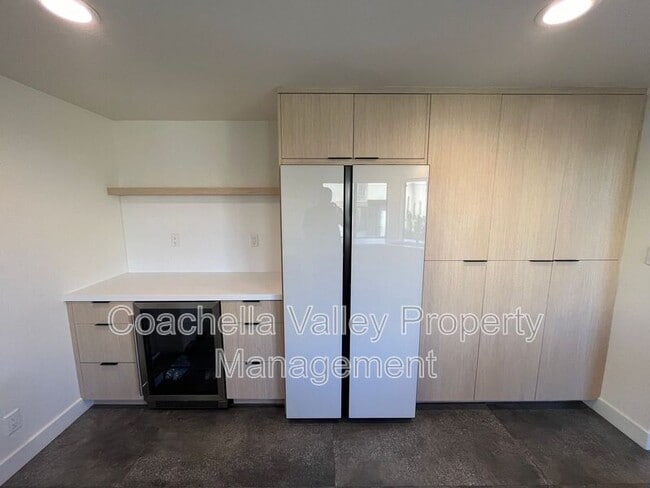 Building Photo - 72335 Canyon Ln