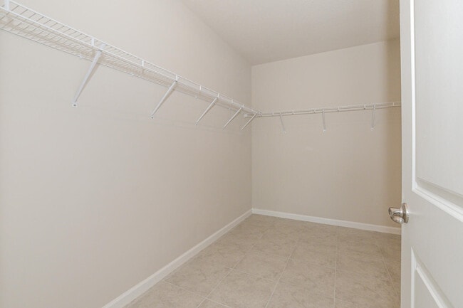 Building Photo - 9611 SW Libertas Wy