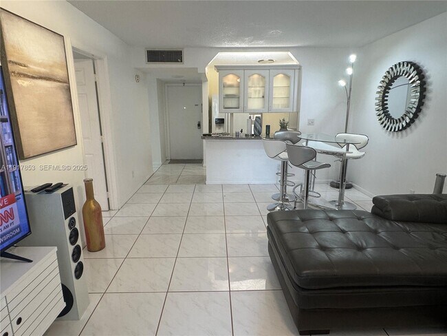 Building Photo - 6050 NW 64th Ave