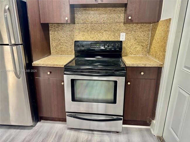 Building Photo - 7528 NE 3rd Ct