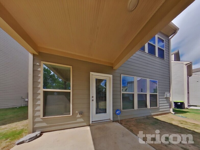 Building Photo - 3444 Baylor Cir