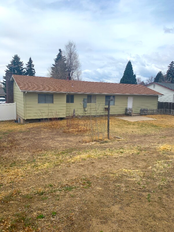 Building Photo - 5486 Mira Loma Cir