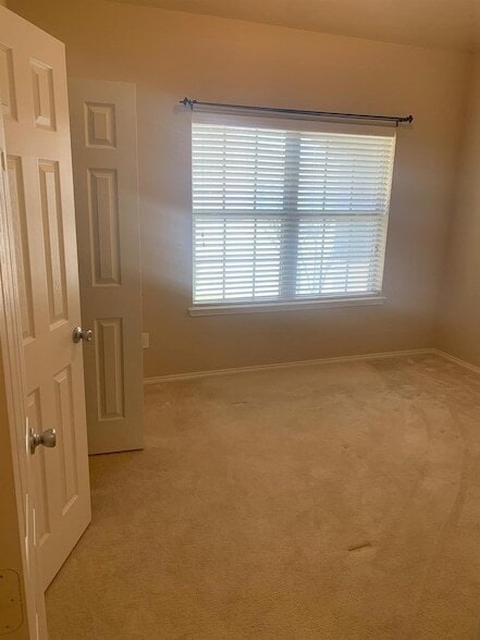 Building Photo - 2209 Scott Creek Dr