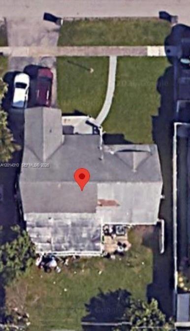 Building Photo - 10090 NW 80th Ct