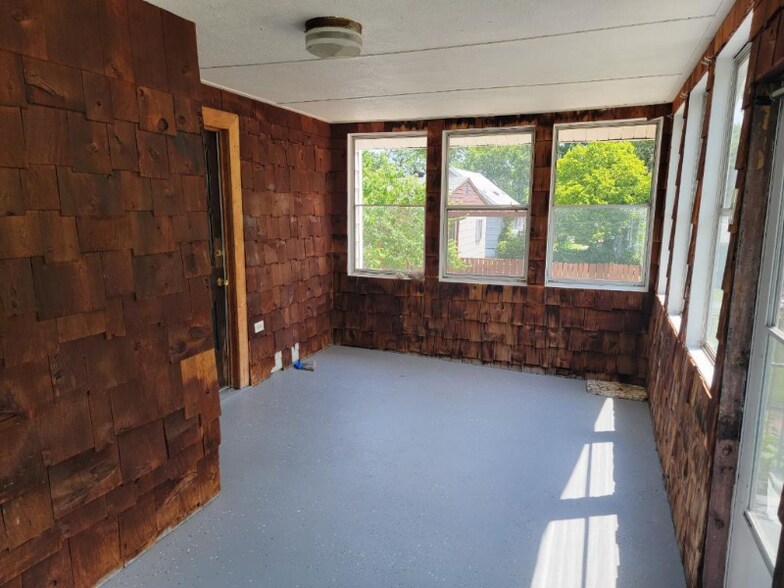 Building Photo - 8620 Moran Pl